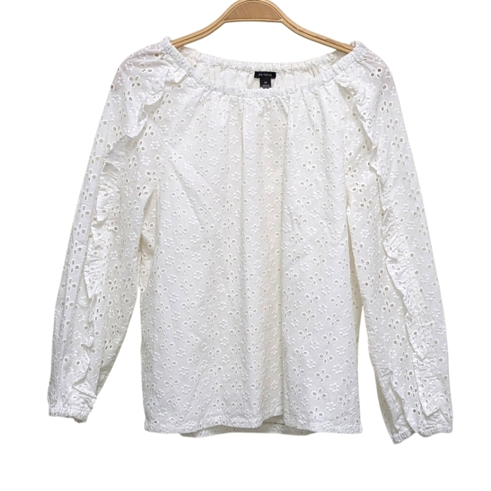 Ann Taylor White Eyelet Lace Coquette Feminine Cottagecore Blouse XS